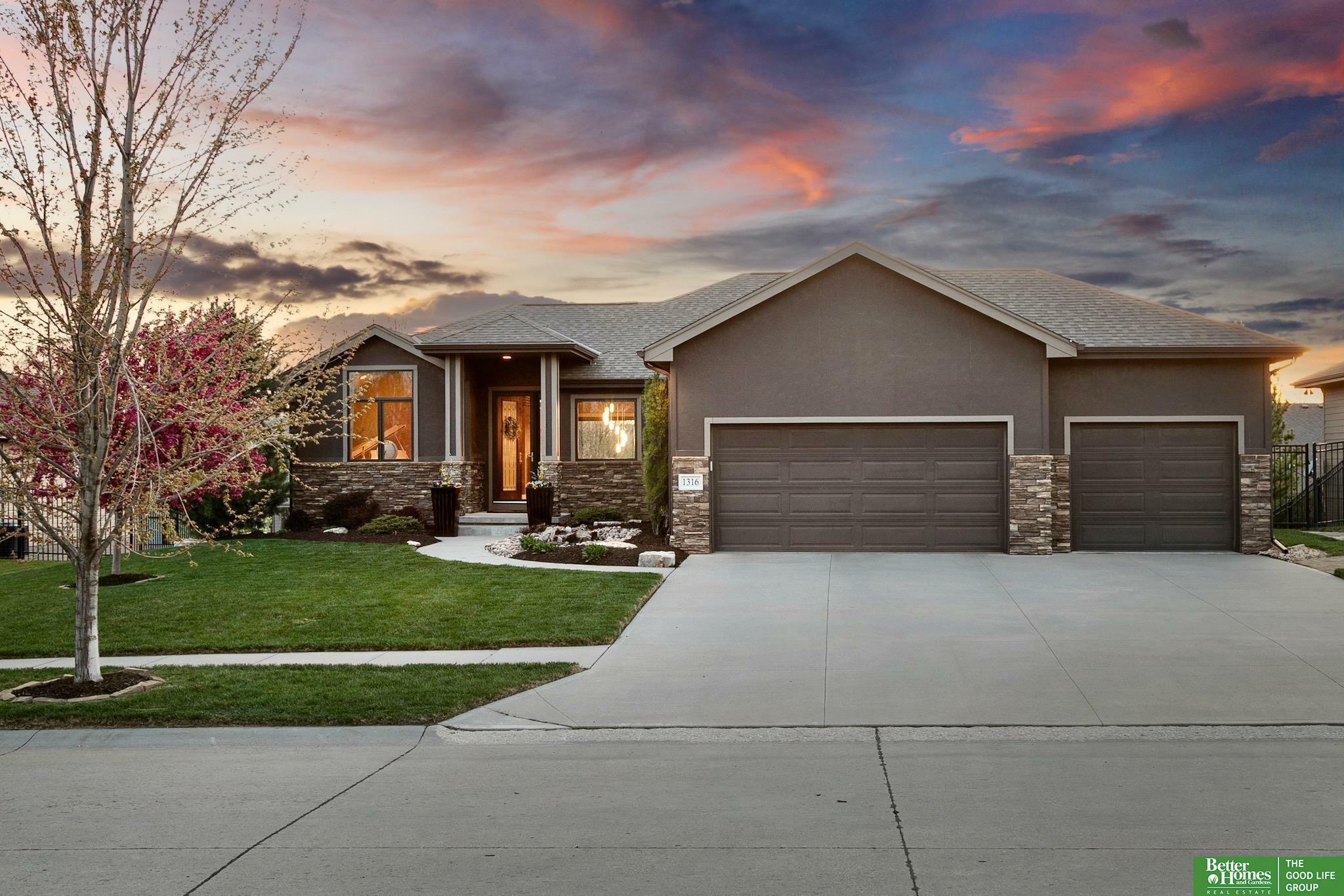 Property Photo: 1316 S 210th Street NE 68022