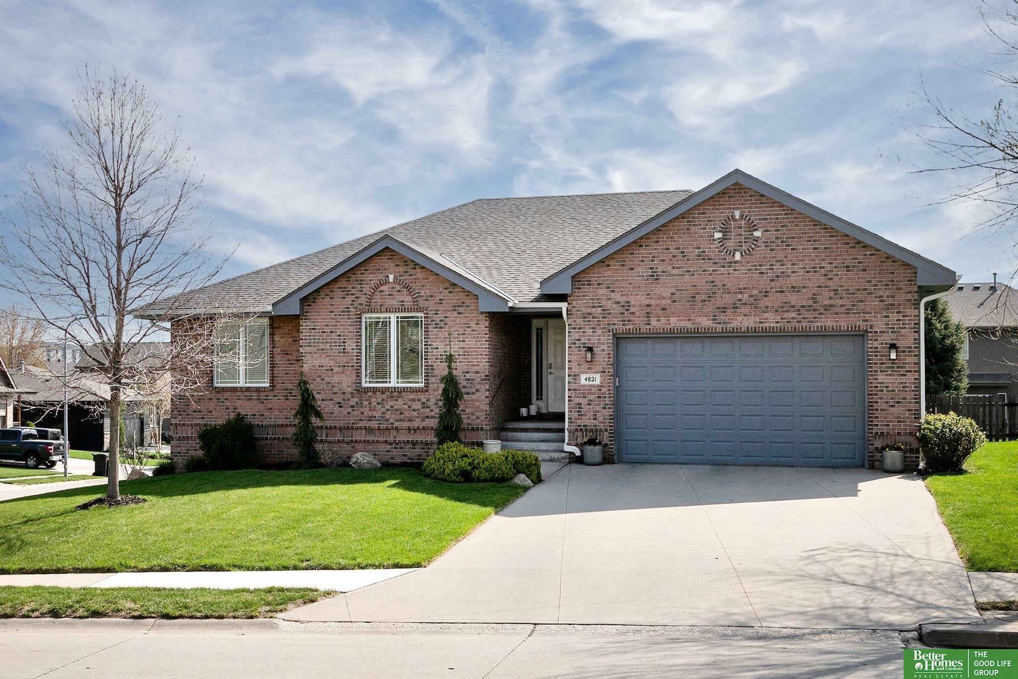 Property Photo:  4821 N 175th Street  NE 68116 