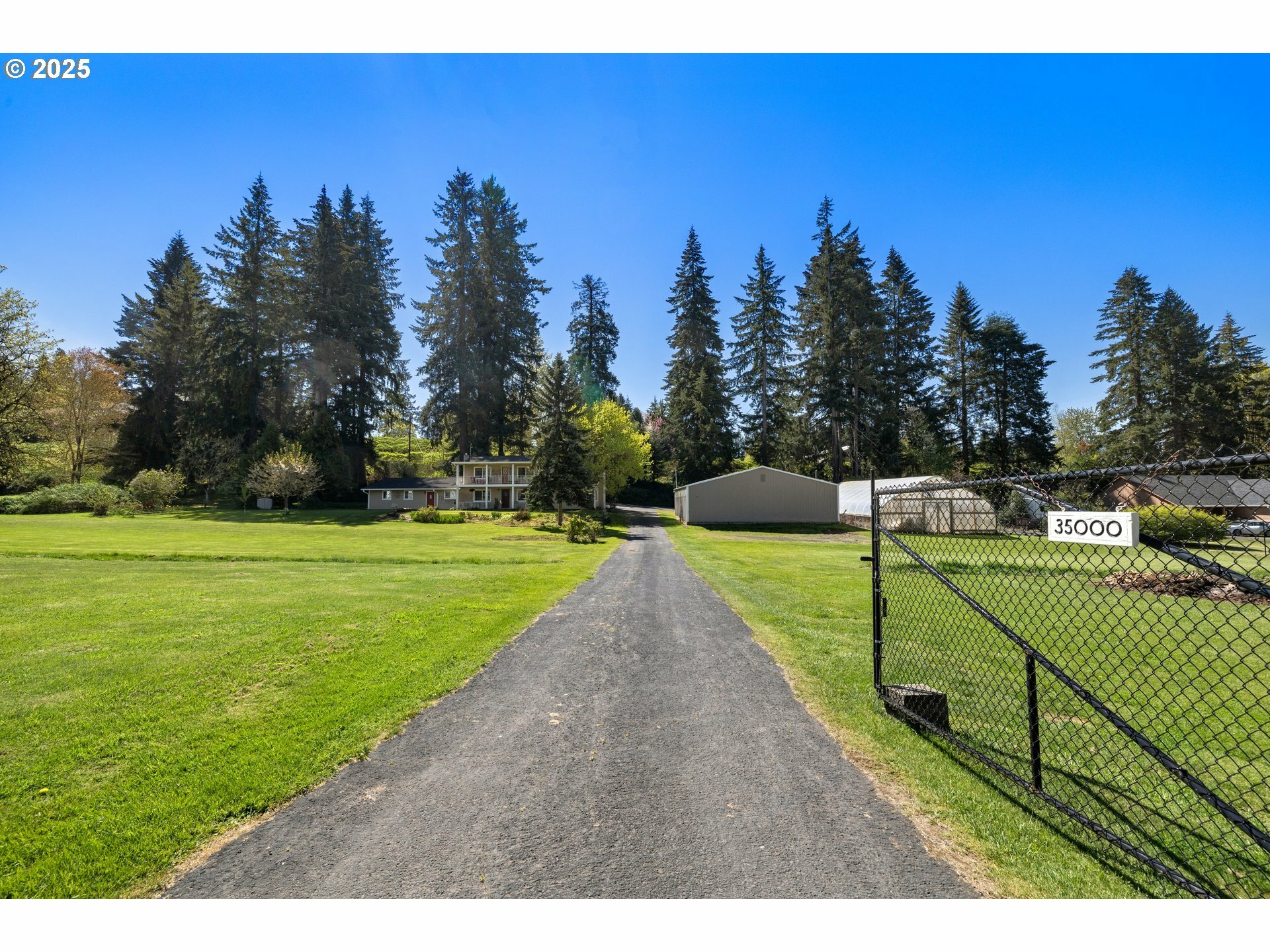 Property Photo:  35000 SE Bell Maple Dr  OR 97009 