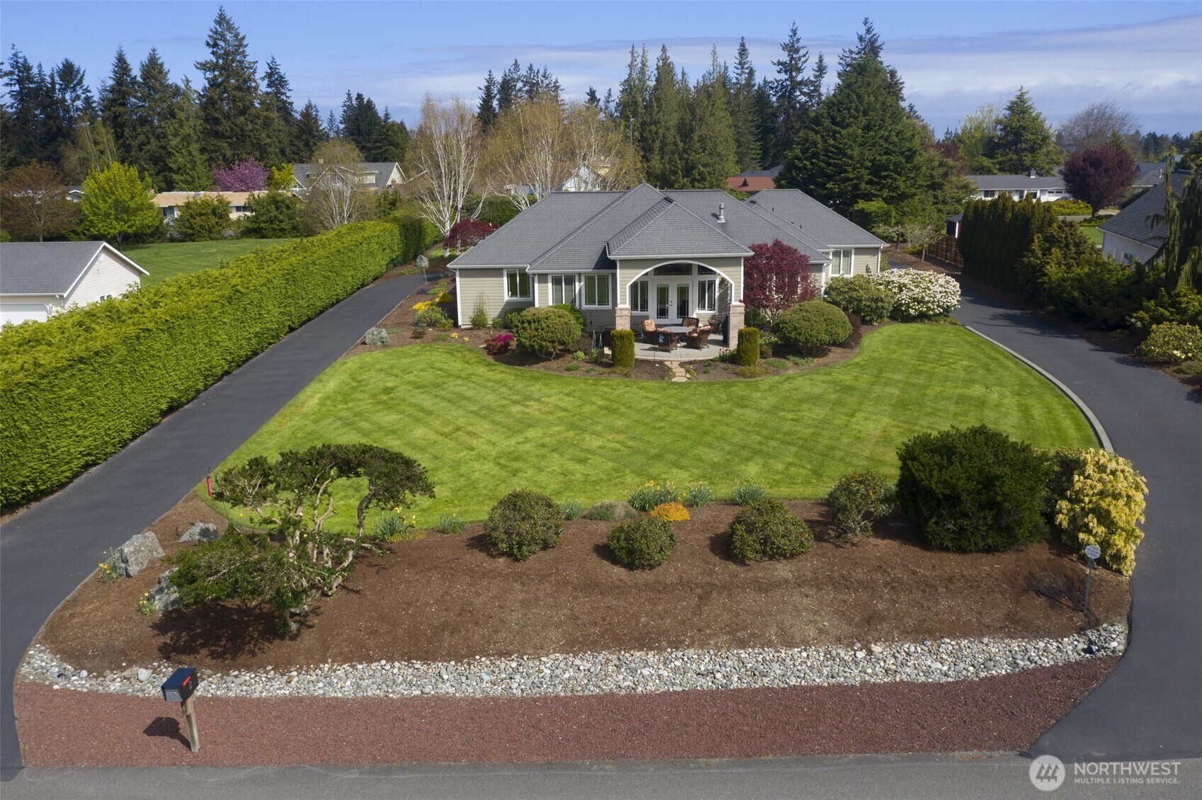 Property Photo: 51 Suncatcher Court WA 98382