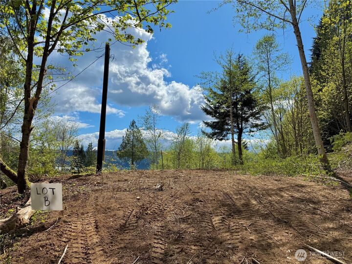 Property Photo:  147 N Shar Lane  WA 98555 