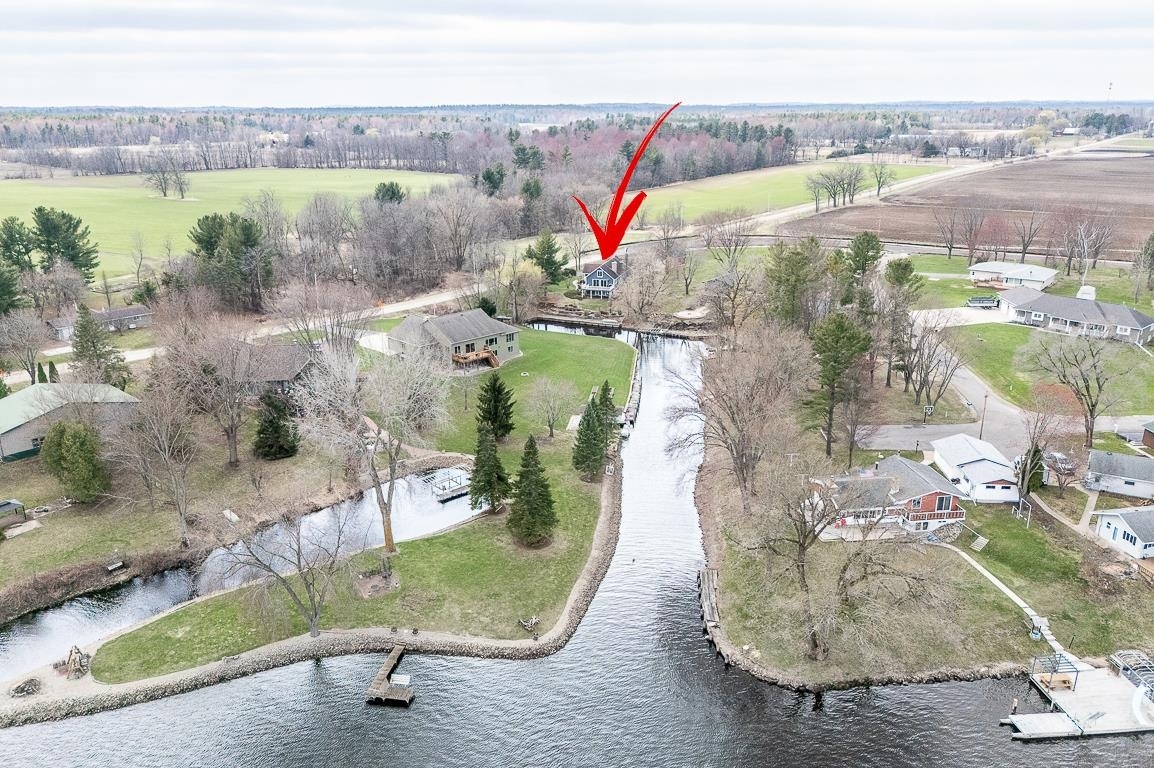 Property Photo: N132 County Road H WI 54940-9408