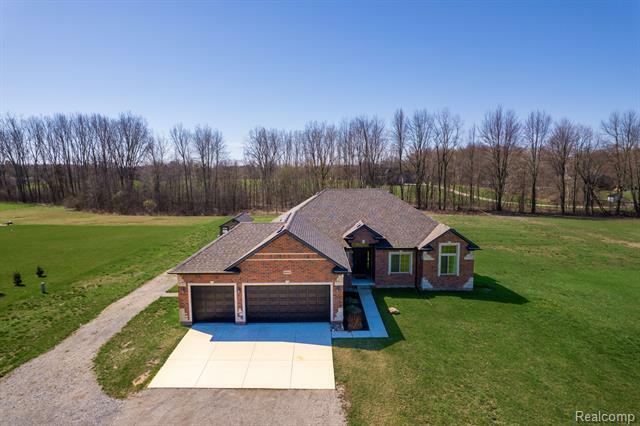 Property Photo: 8520 Almont Road MI 48003