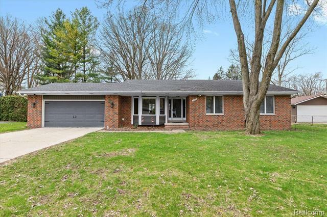 15605 Oporto Street  Livonia MI 48154 photo
