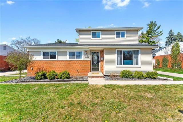 14121 Harrison Street  Livonia MI 48154 photo