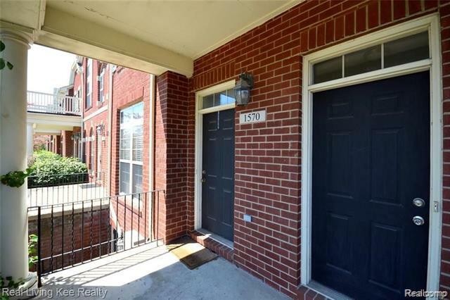 Property Photo: 1570 Devon Lane MI 48084