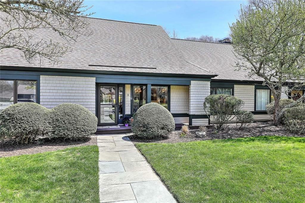 Property Photo: 3 Pendleton Place RI 02882