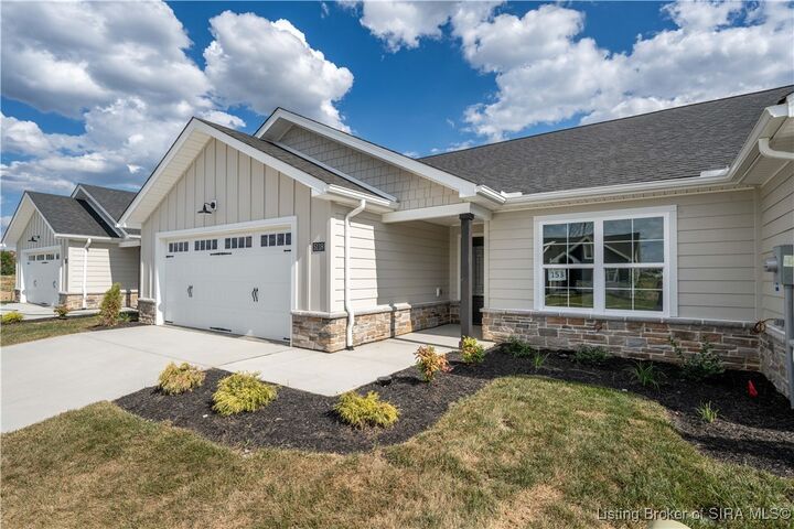 Property Photo: 5118 Woodstone Circle IN 47130