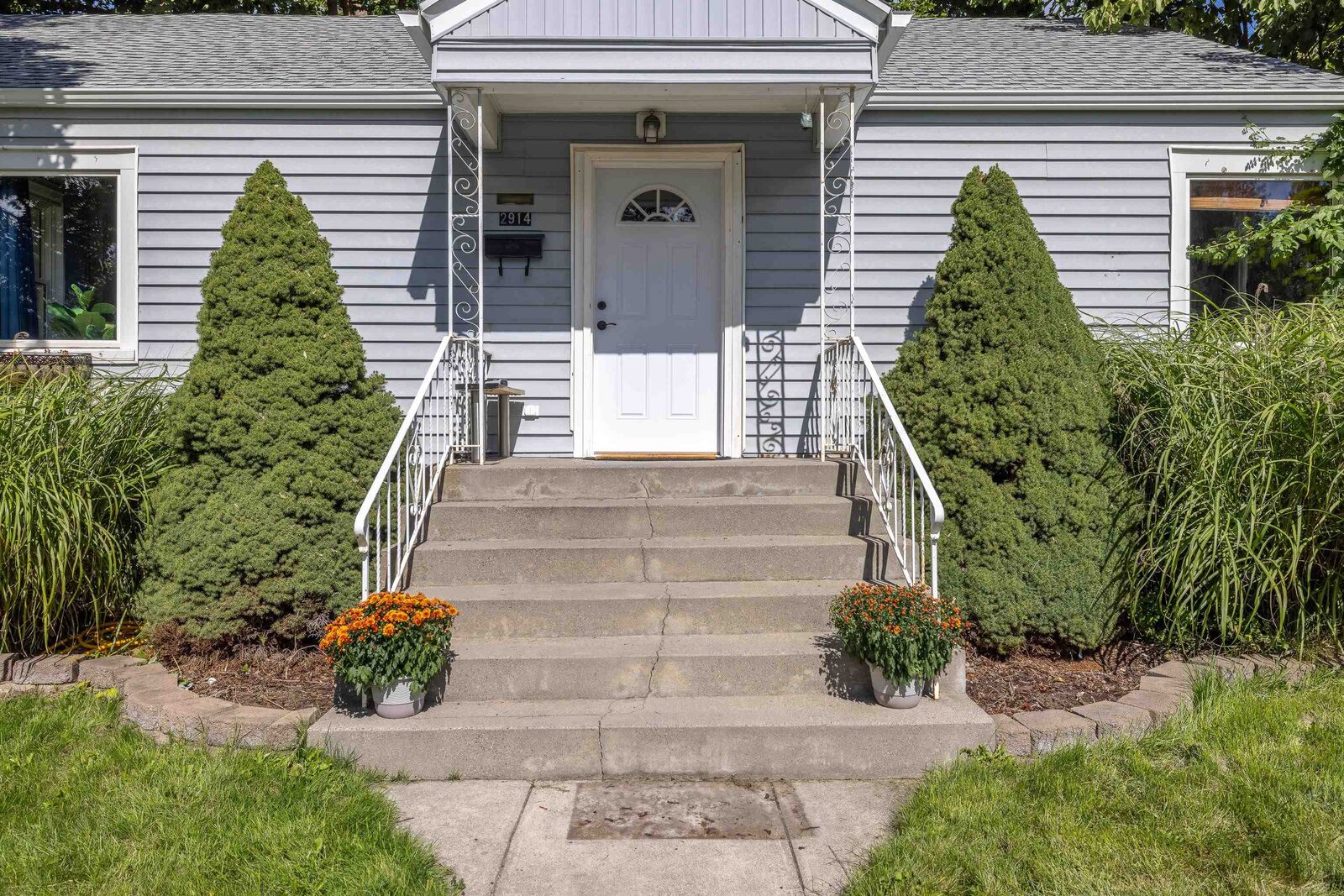 Property Photo:  2914 W Rockwell Ave  WA 99205 
