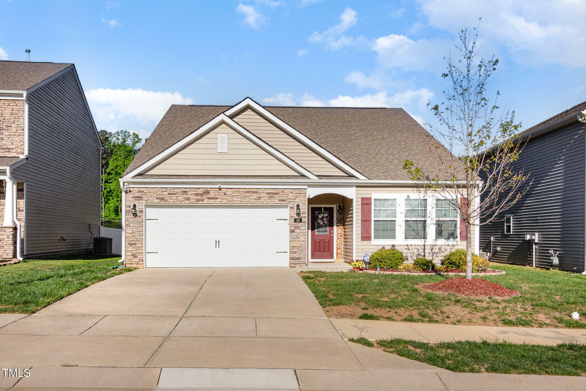 Property Photo: 46 S Great White Way NC 27527