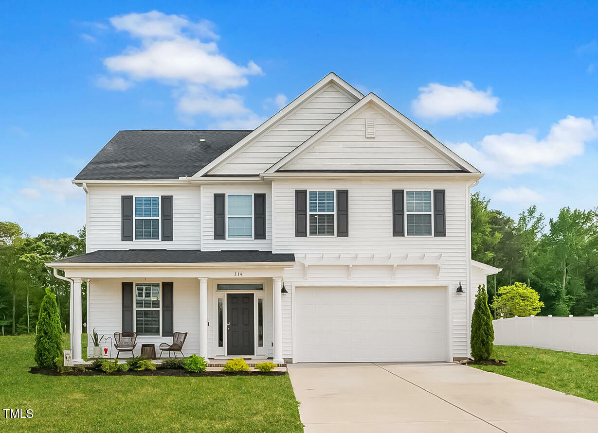 Property Photo: 214 Thumper Way NC 27520