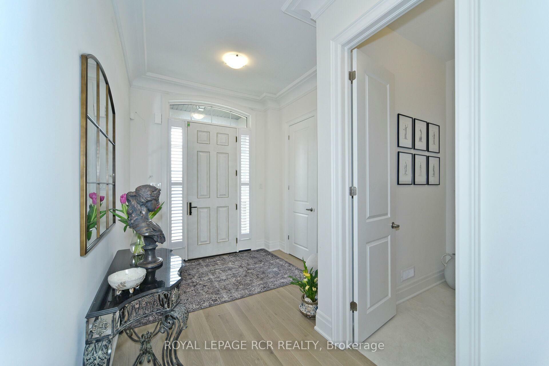 Property Photo: 200 Silver Creek Drive ON L3L 0B5