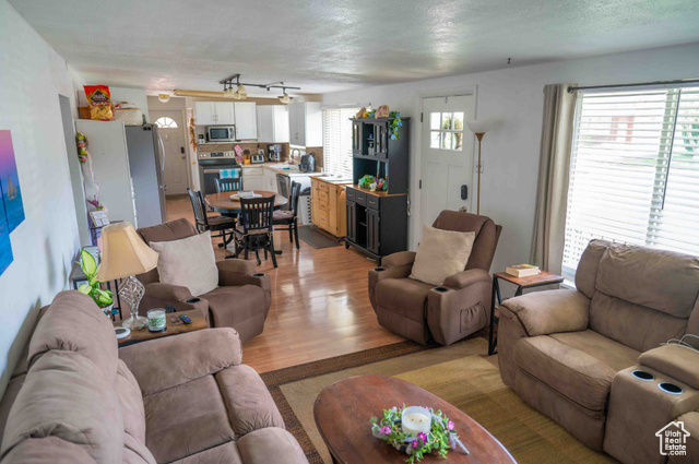 Property Photo: 3724 S Carolyn St UT 84106