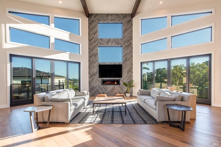 Property Photo:  3727 Lakebriar Place  CA 95403 