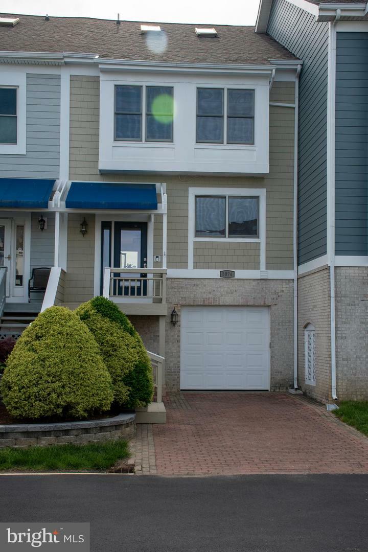 Property Photo:  8074 Windward Key Drive  MD 20732 