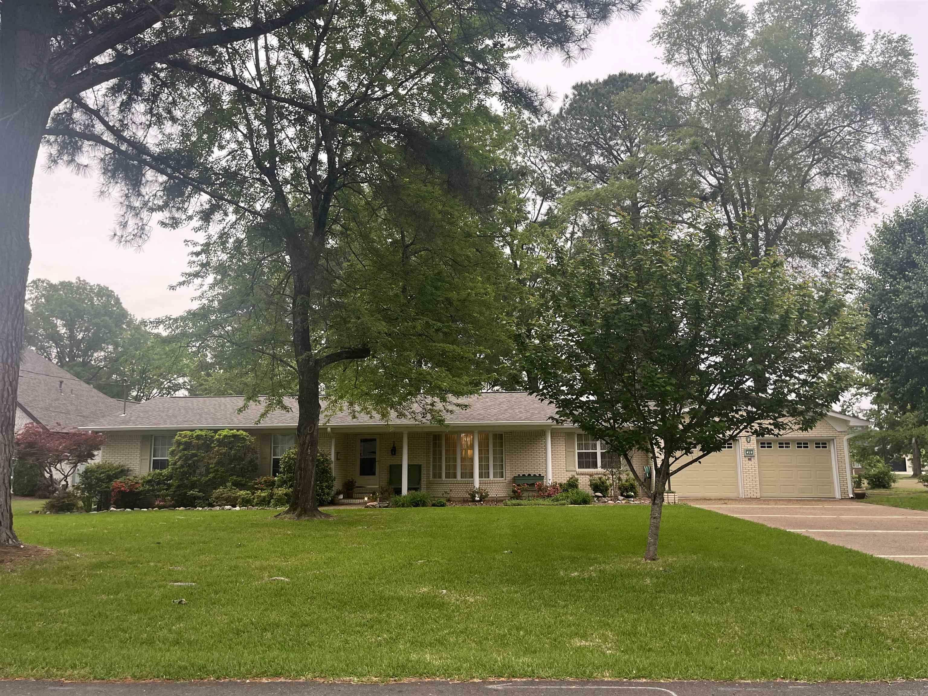 Property Photo: 410 Caroline Acres Point AR 71913-9798