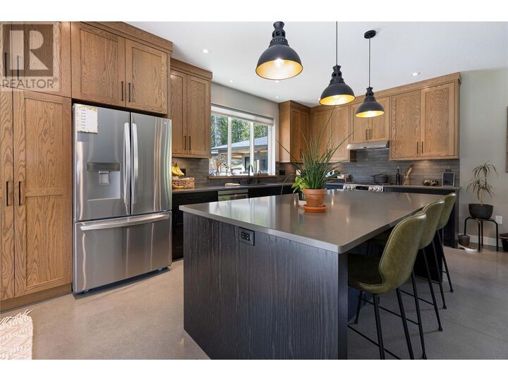 Property Photo: 6400 1 Avenue Northwest BC V1E 3B2