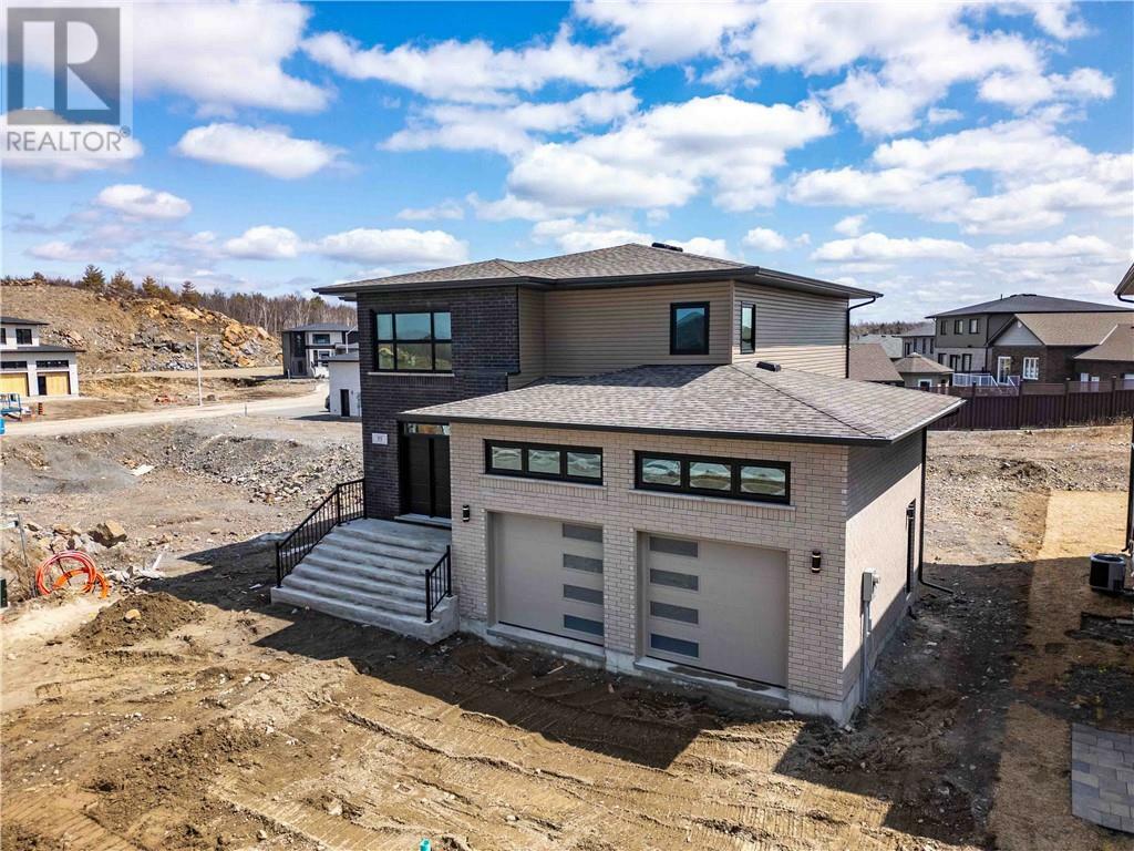 Property Photo: 35 Noah Court ON P3B 0G9