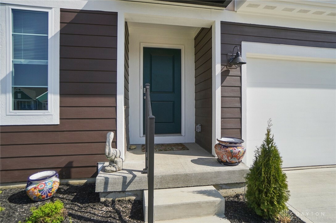 Property Photo: 419 Snowdrop Drive OH 45387