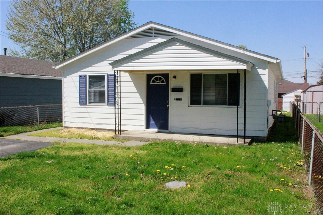 Property Photo: 1222 Beverly Avenue OH 45504