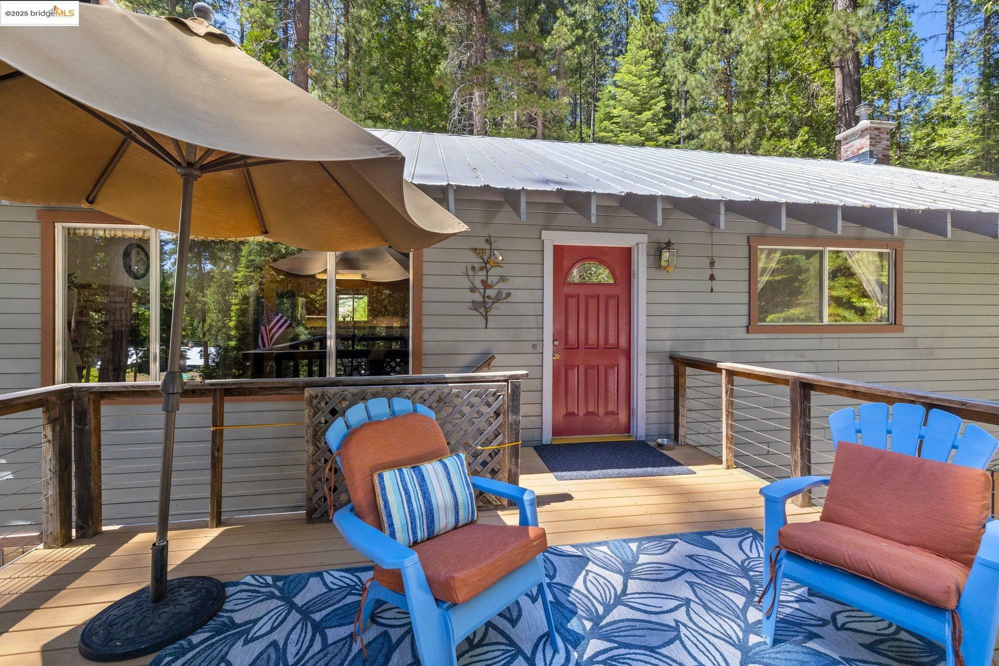 Property Photo: 26284 Trail End CA 95335