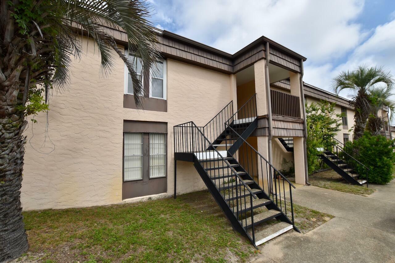 405 Marshall Court 5  Fort Walton Beach FL 32548 photo