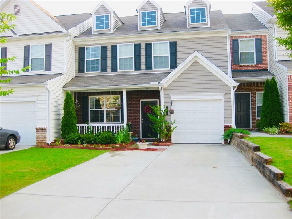 Property Photo: 556 Windstone Trail GA 30004