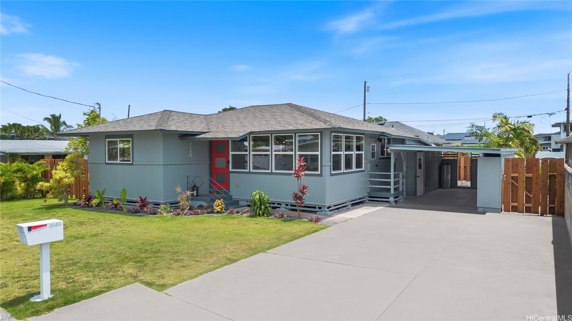 614 Kalolina Street A  Kailua HI 96734 photo