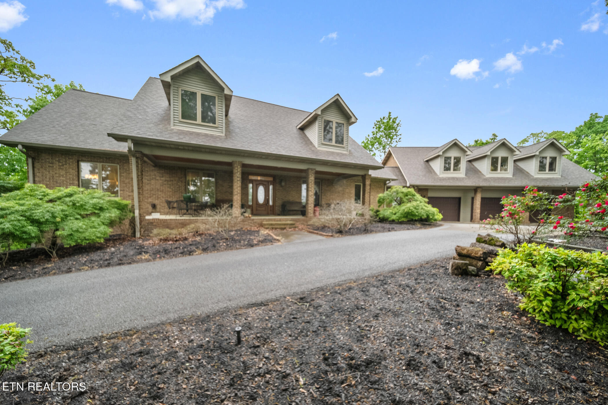Property Photo: 306 & 310 Teague Lane TN 37862