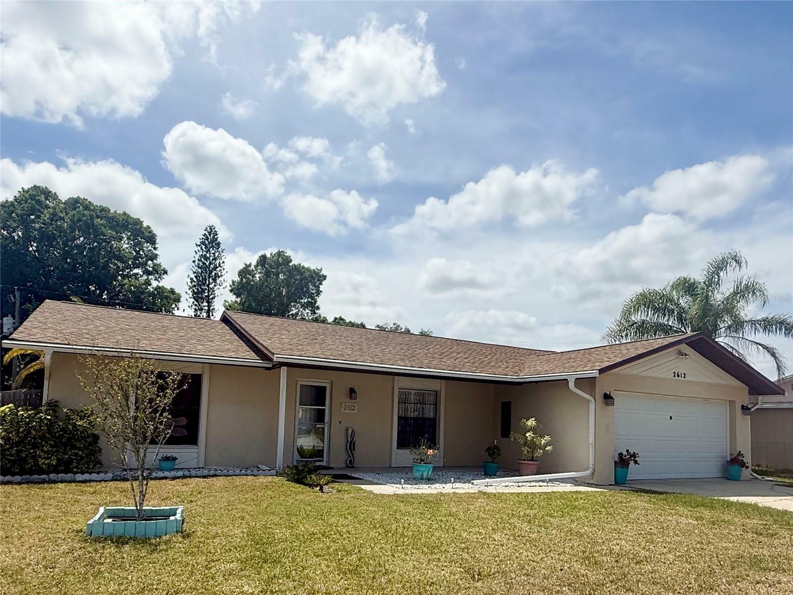 Property Photo: 2612 Umbrella Tree Drive FL 32141