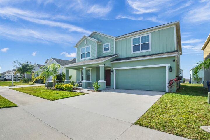 Property Photo:  871 Fillmore Court  FL 33837 