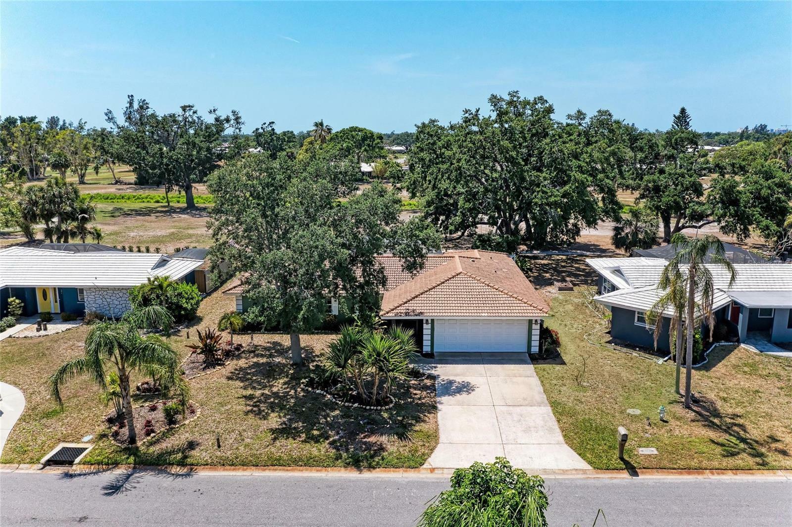 Property Photo: 3336 Pembrook Drive FL 34239