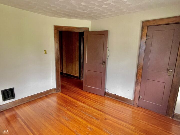 Property Photo:  505 W 40th Street  IN 46208 