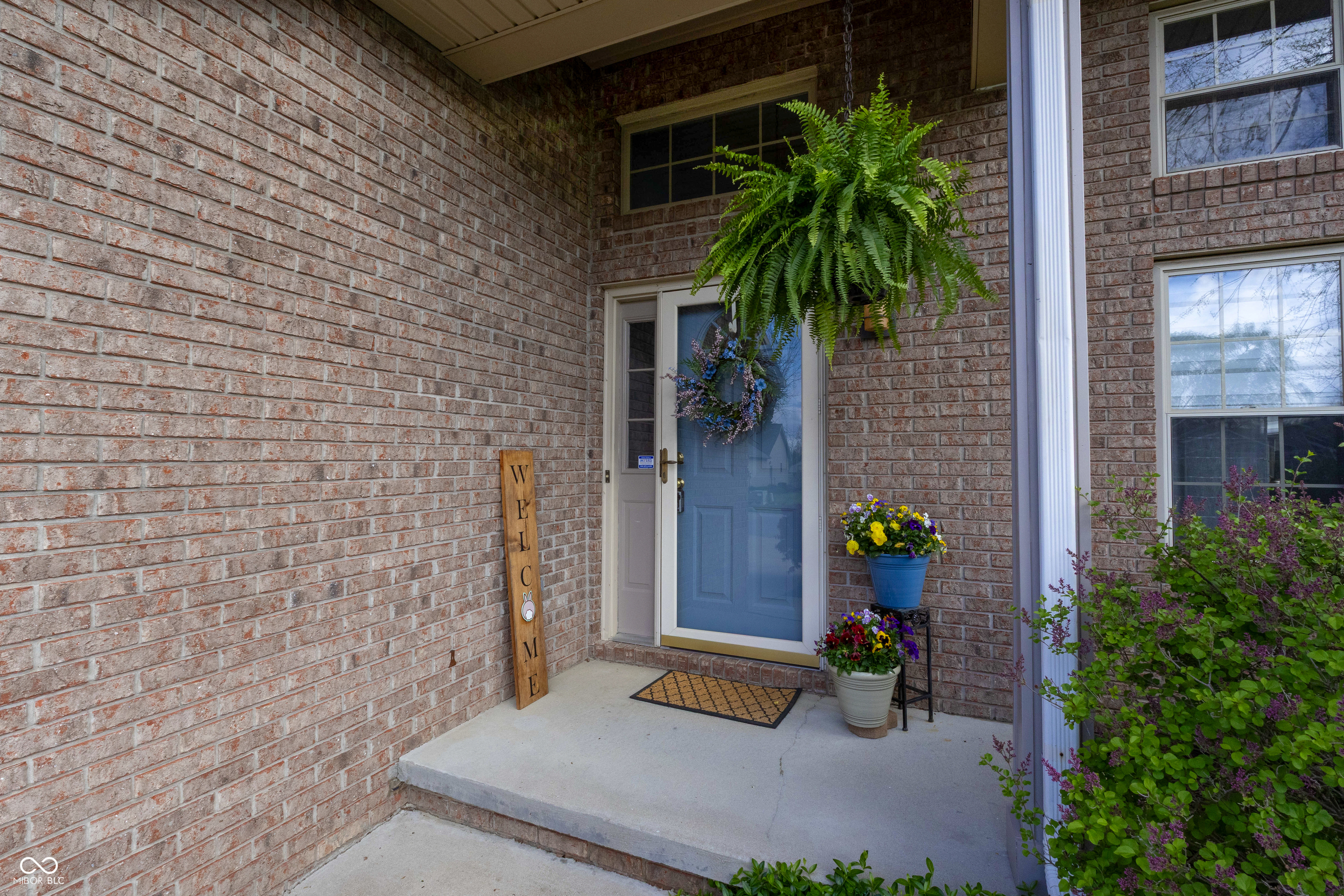 Property Photo: 6006 Regency Drive IN 47203