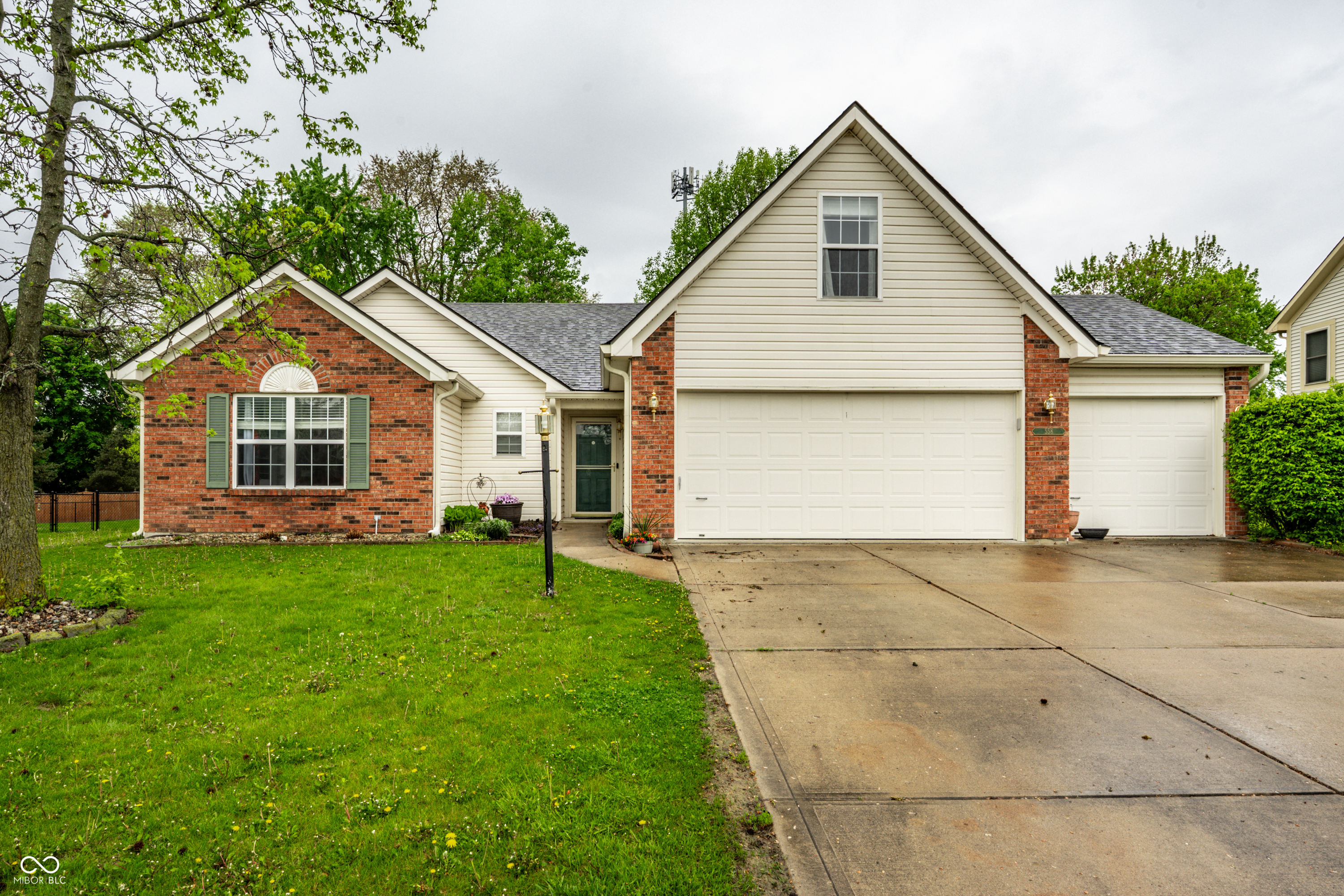Property Photo: 558 Prince Drive IN 46142