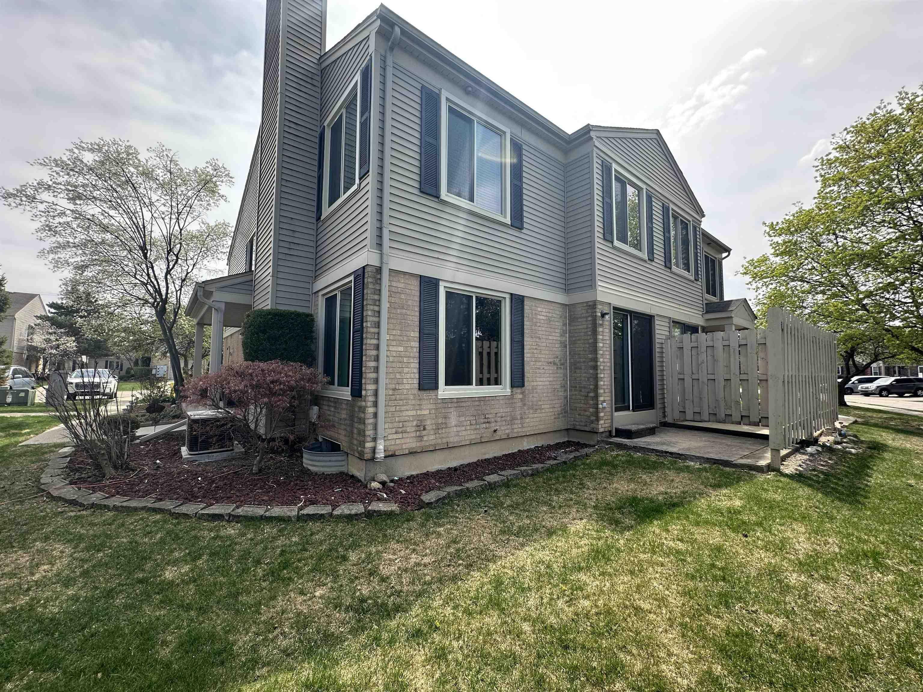 Property Photo: 44541 Connecticut Court MI 48038