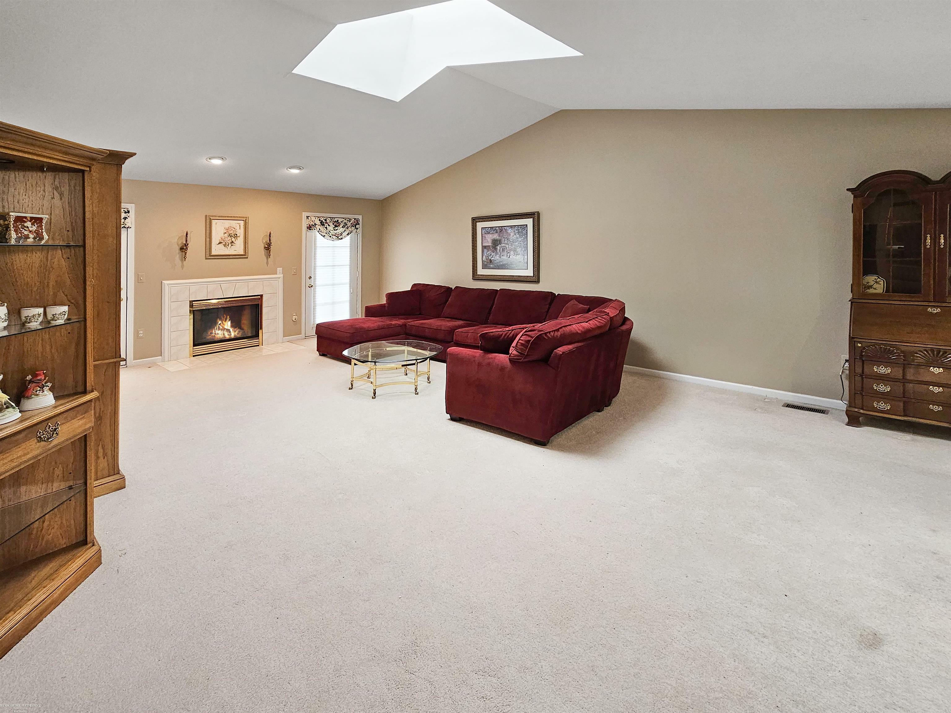 Property Photo: 6958 Cross Creek Drive MI 48094