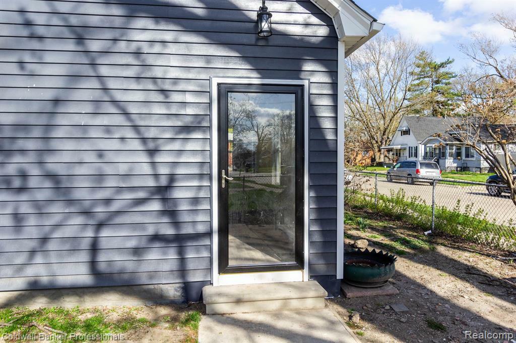 Property Photo: 8237 Packard Avenue MI 48089 2334