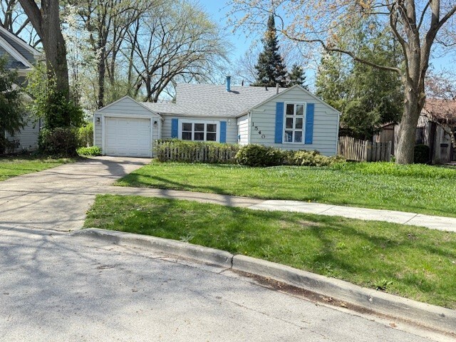 1540 Carol Court  Northbrook IL 60062 photo