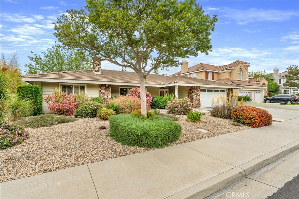 1255 San Cristobal Drive  Riverside CA 92506 photo