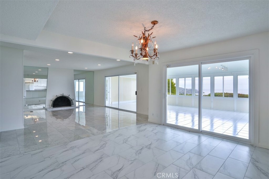 Property Photo: 30626 Via La Cresta CA 90275