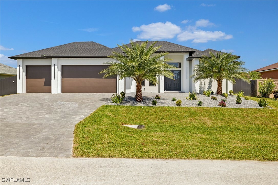 Property Photo:  4225 SW 14th Place  FL 33914 