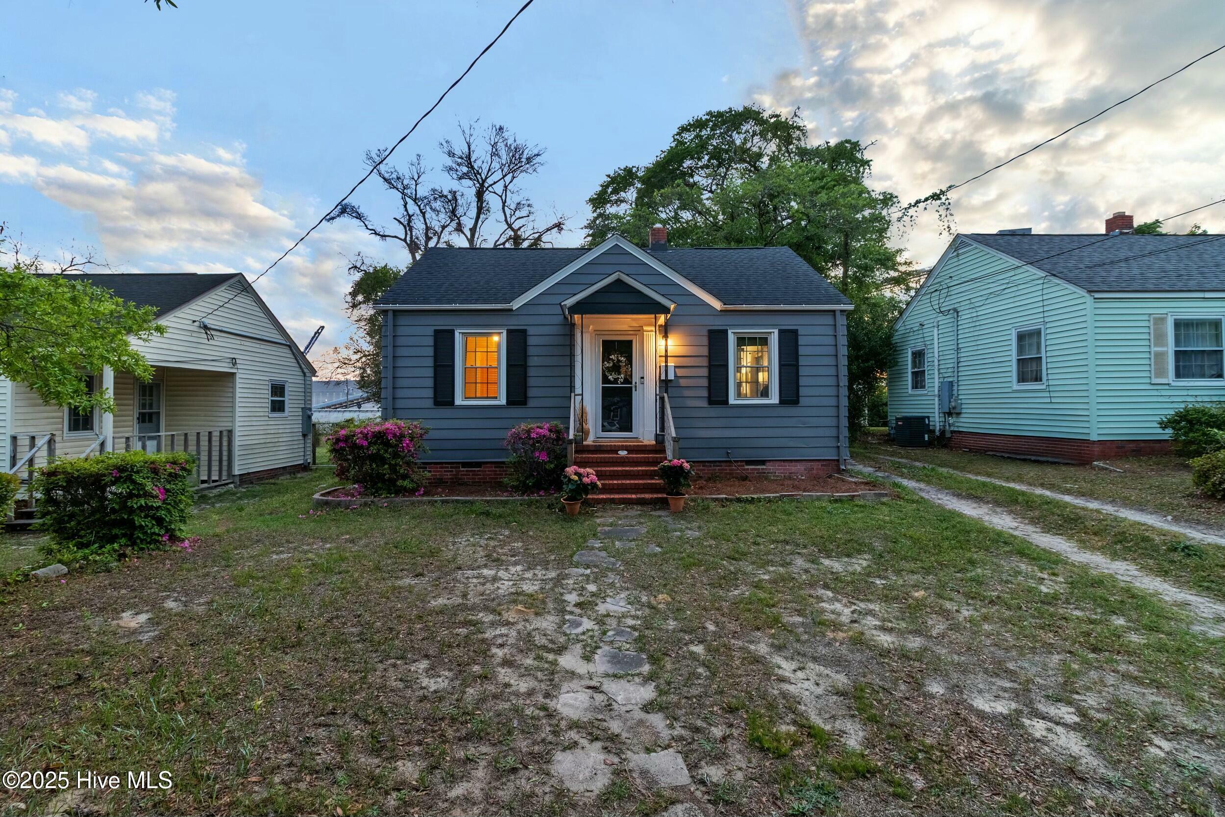 Property Photo: 2054 Burnett Boulevard NC 28401
