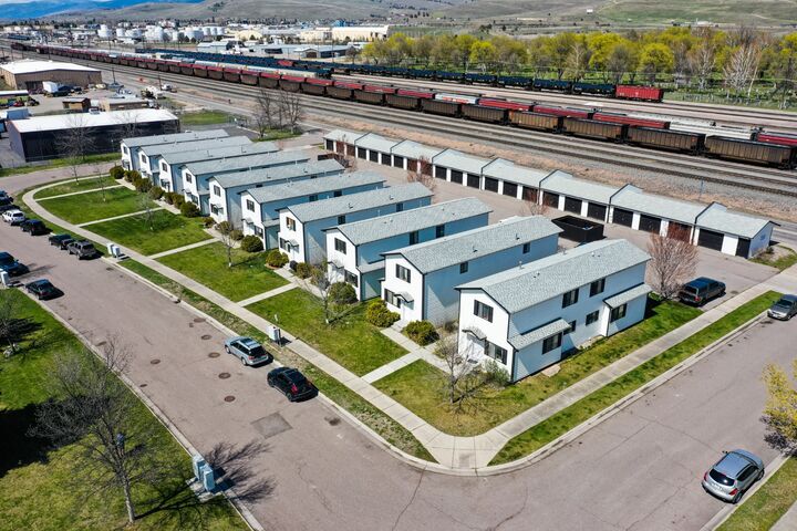 Property Photo: 2402-2418 Leo Avenue MT 59808