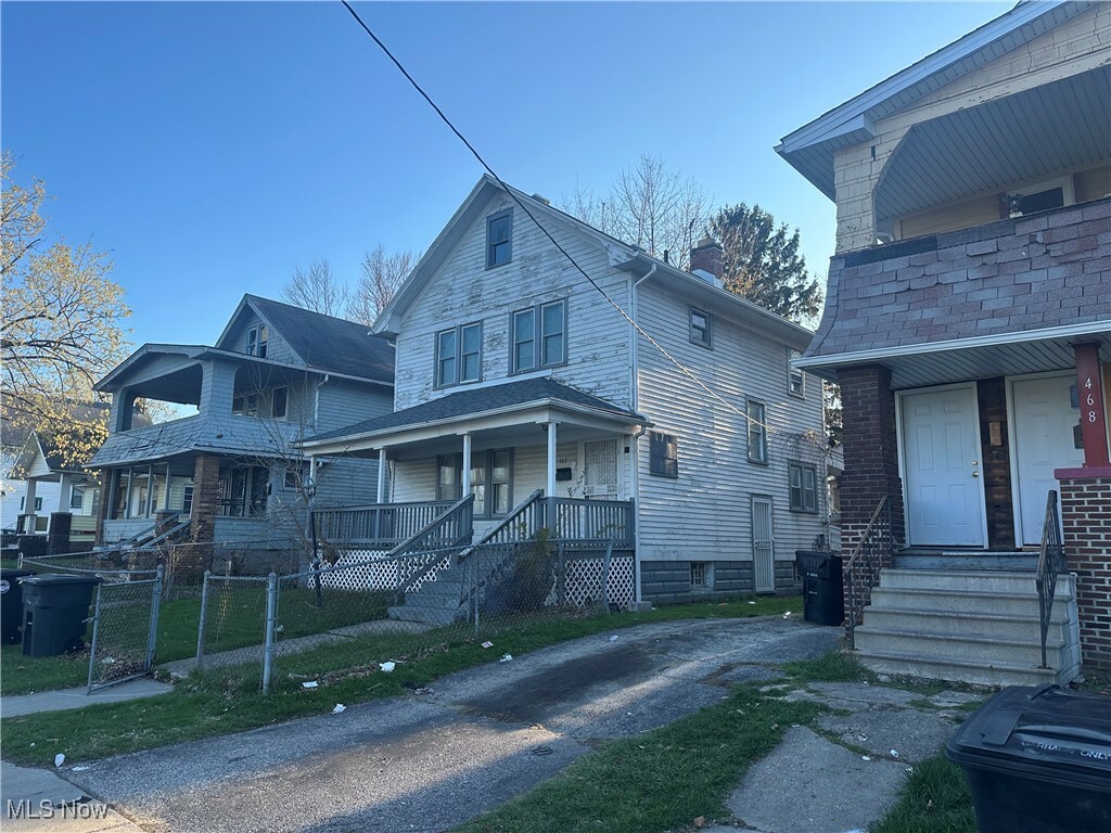 Property Photo: 472 E 110th Street OH 44108