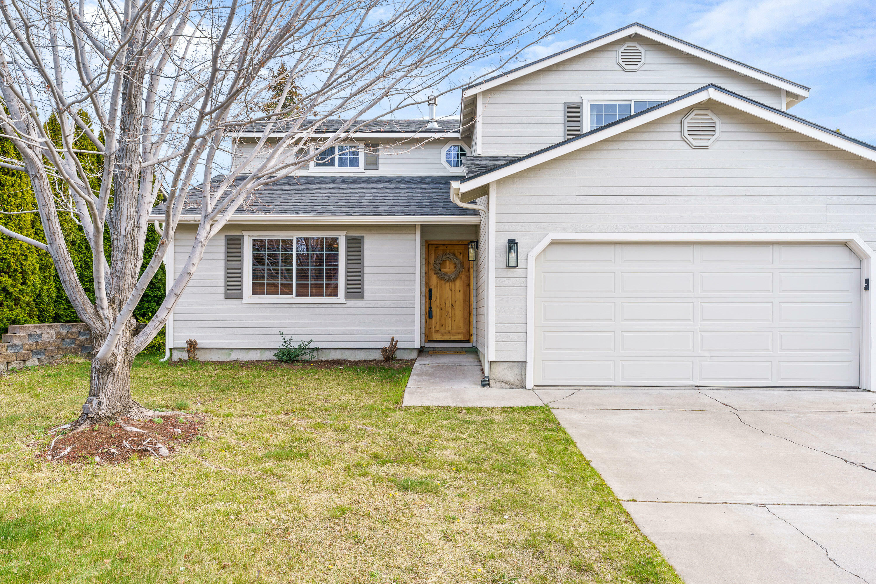 Property Photo: 20749 Liberty Lane OR 97701