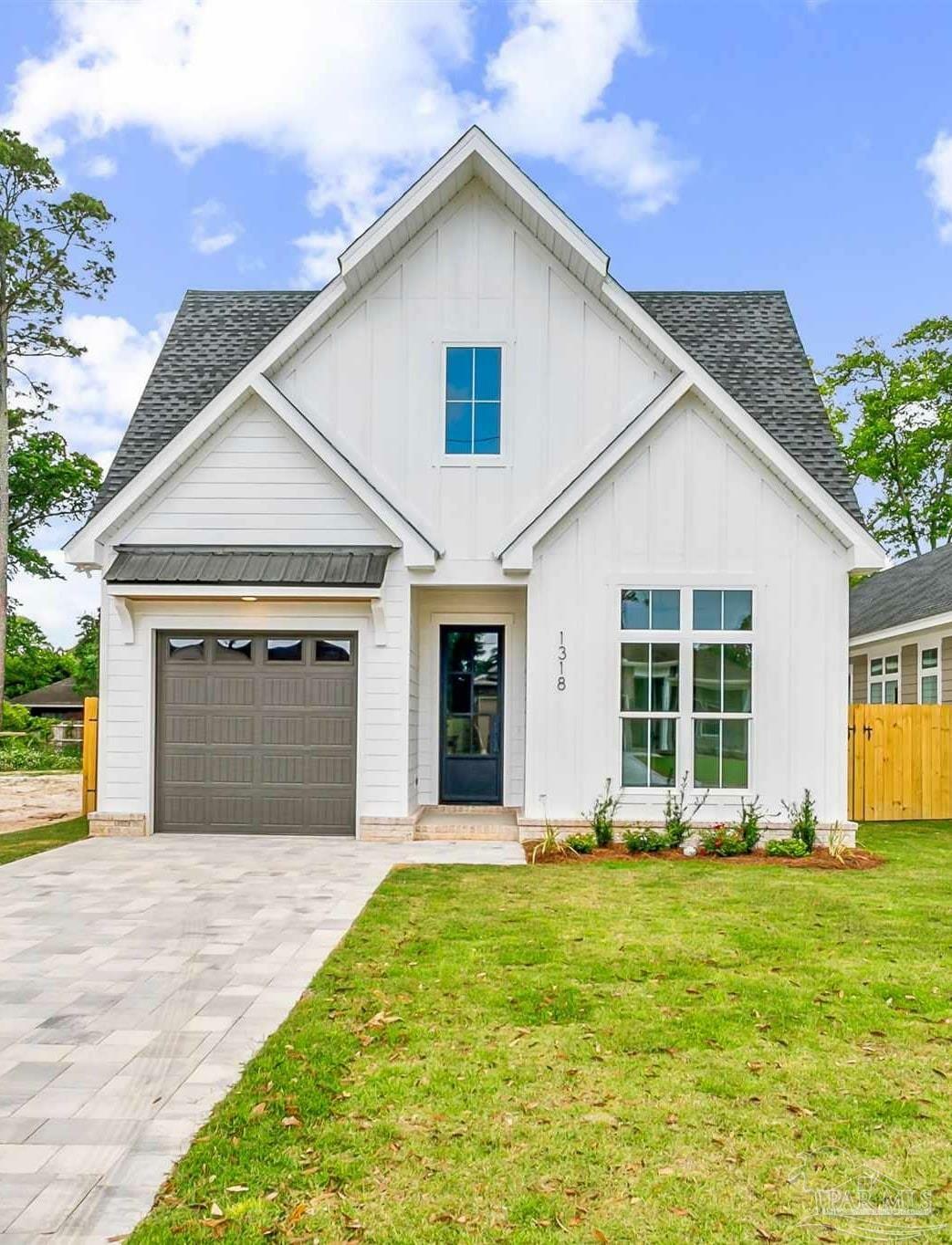 1318 E Fisher St  Pensacola FL 32503 photo