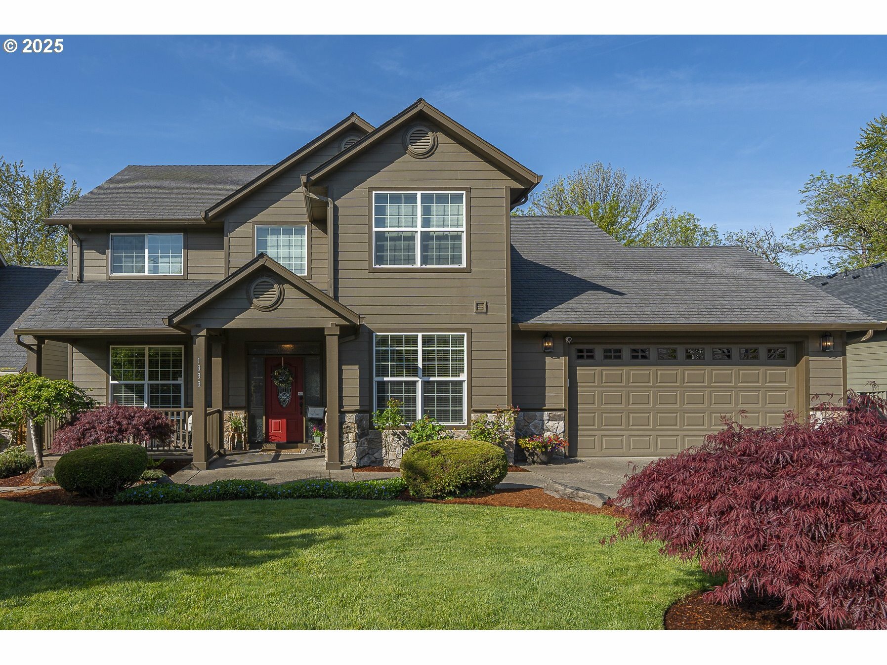 Property Photo: 1333 West Meadows Dr OR 97304