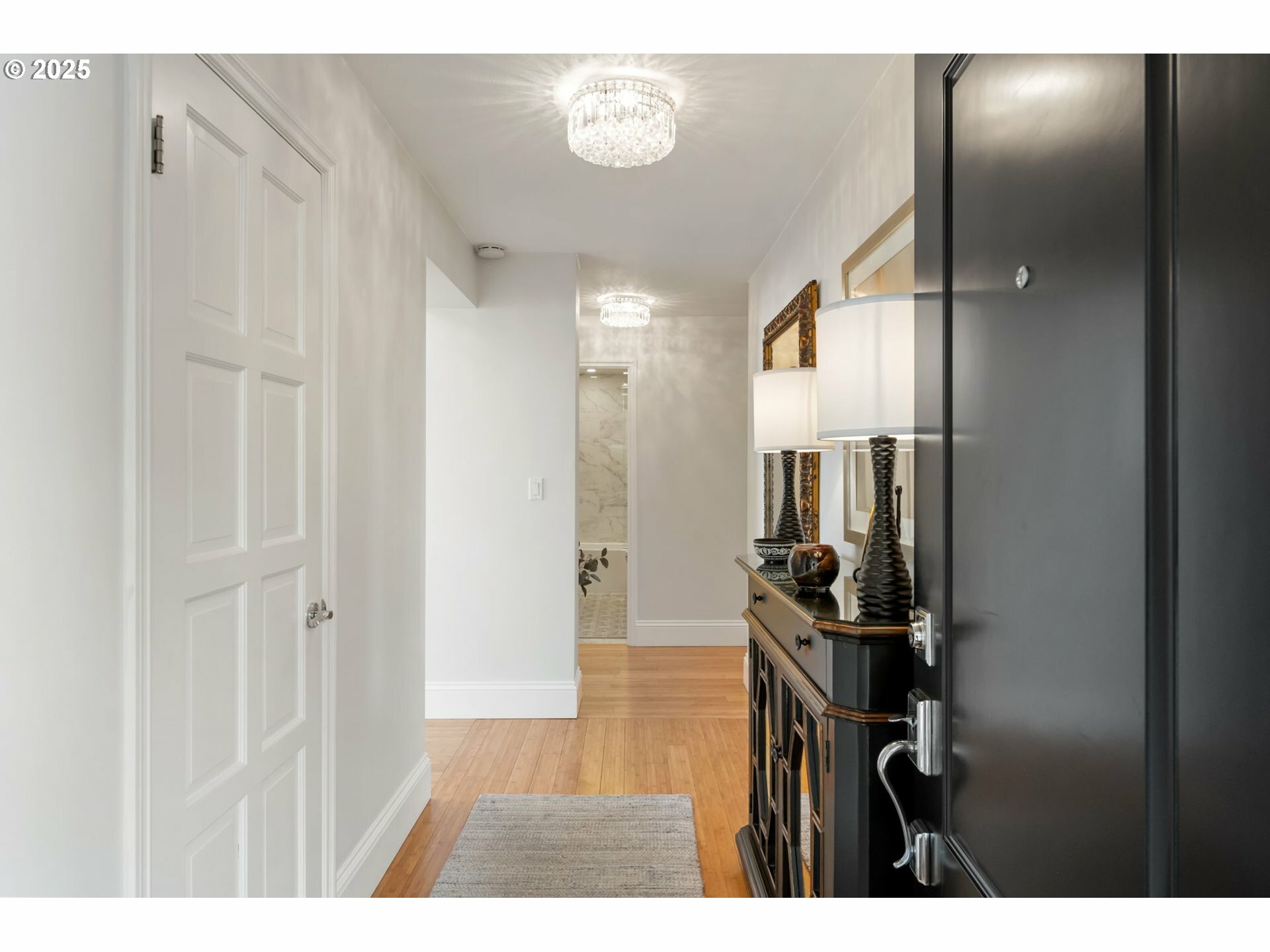 Property Photo: 2221 SW 1st Ave 2225 OR 97201