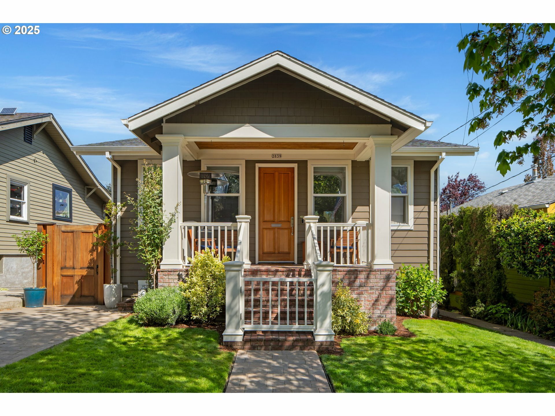 2839 NW Savier St  Portland OR 97210 photo